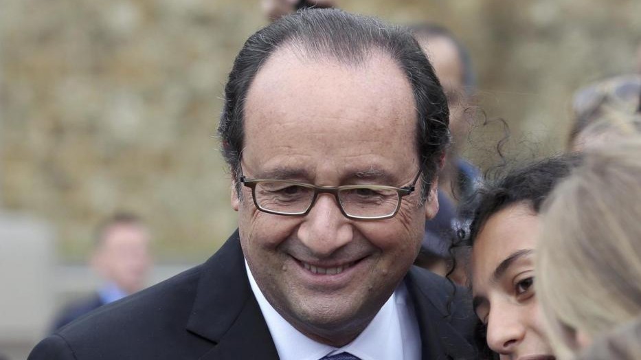 Malcontento in Francia: 8 su 10 insoddisfatti di Valls e Hollande