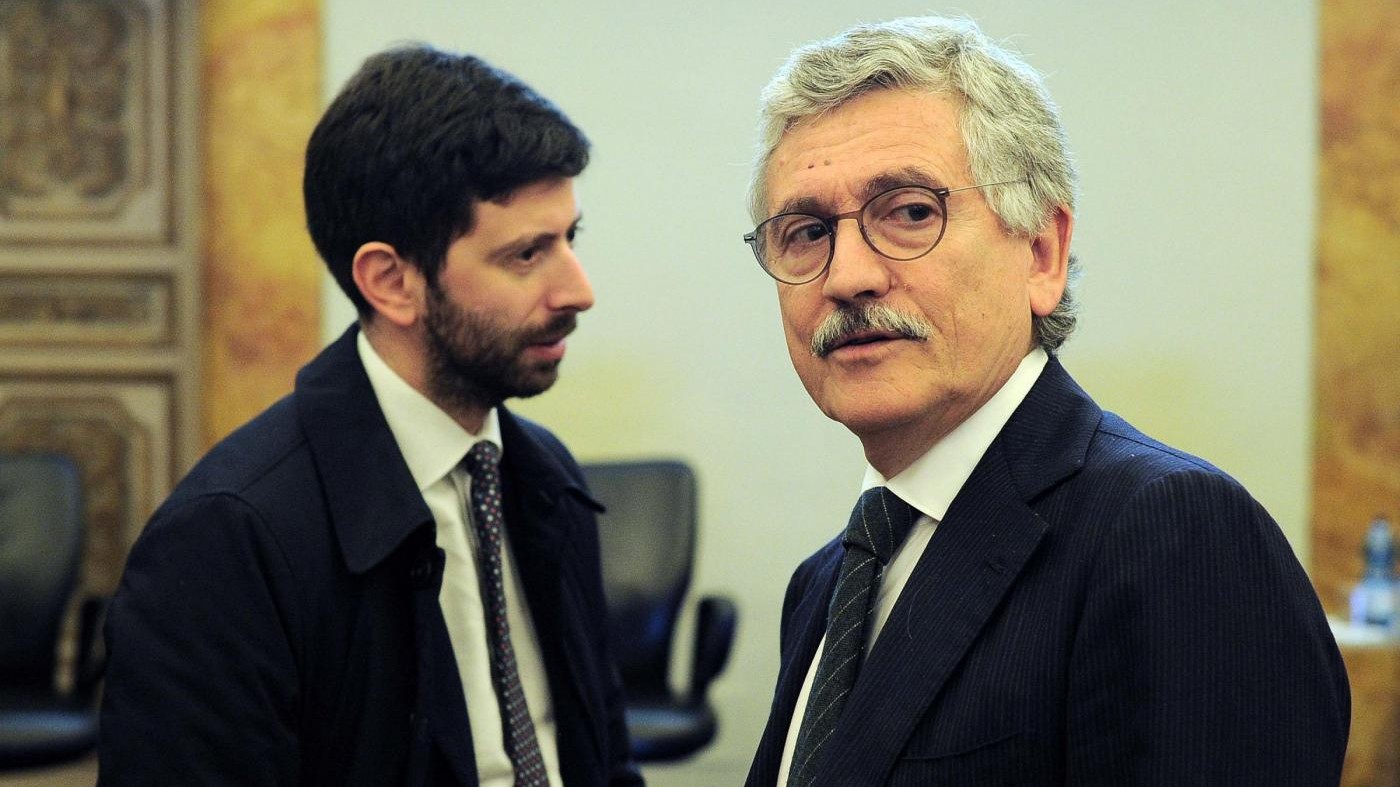 Pd, Speranza: Stop doppio incarico, cambiare rotta