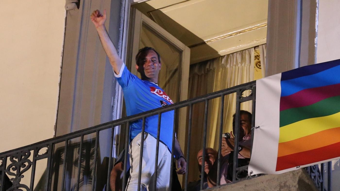 De Magistris: Da Renzi una campagna contro di me