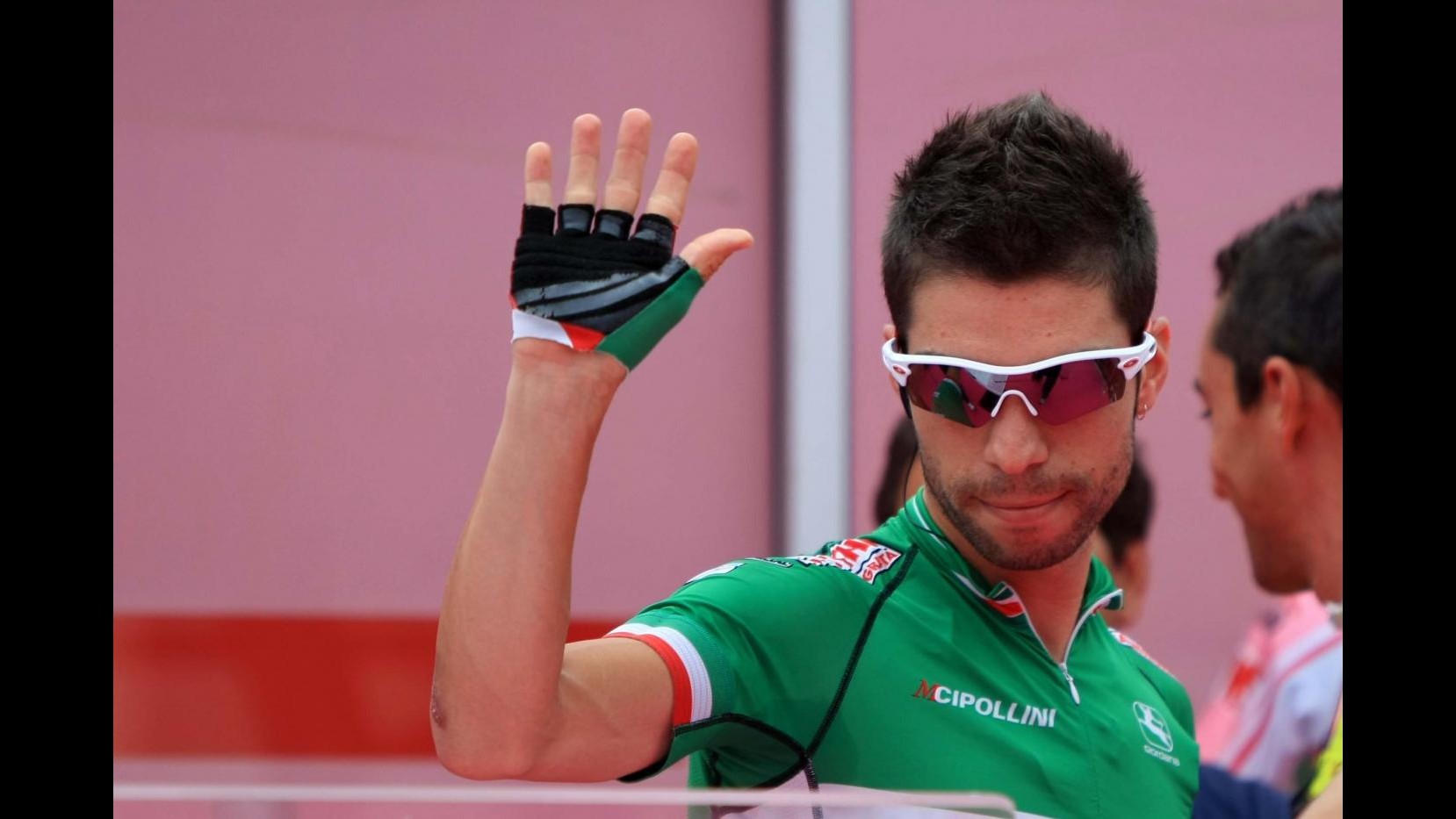 Ciclismo, Visconti firma per Movistar per due stagioni