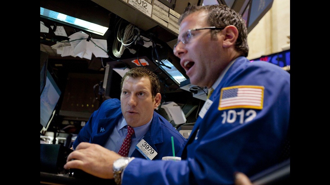Wall street sprofonda, attesa per discorso di Obama