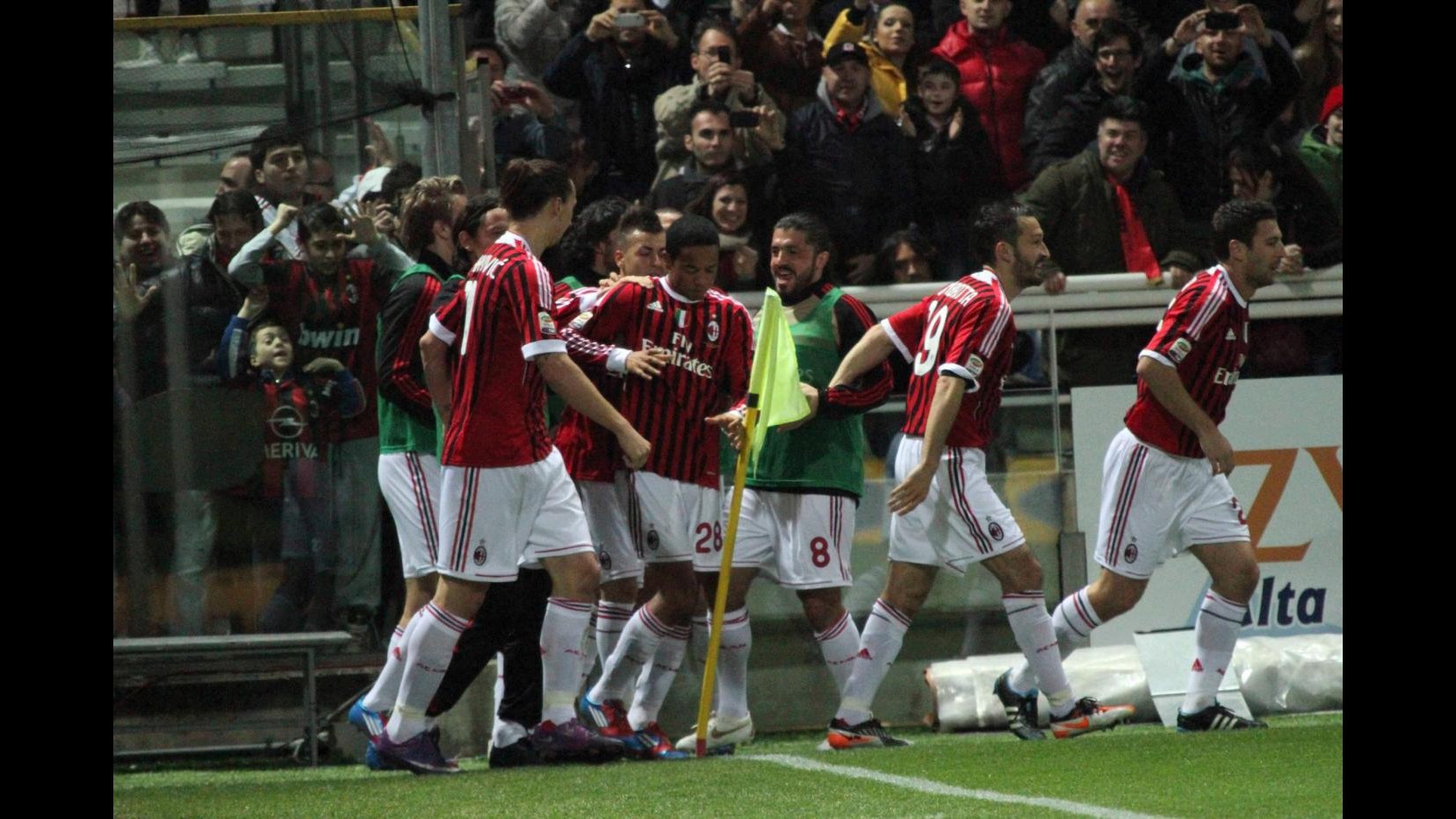 Ibra-Emanuelson, Milan sbanca Parma