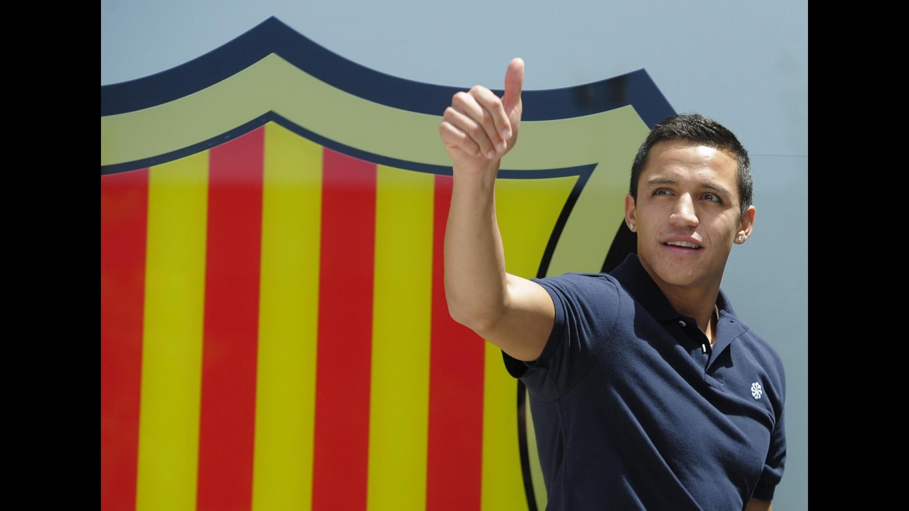 Barcellona, primo allenamento per Messi e Sanchez