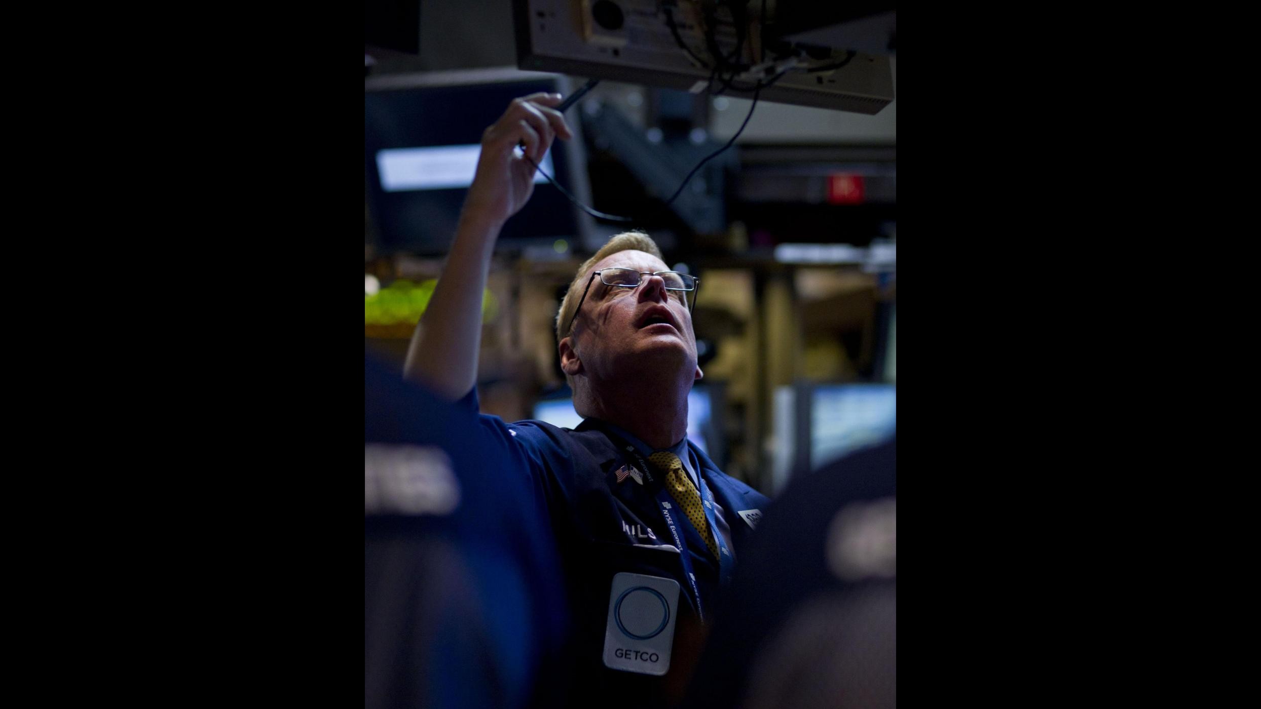 Borsa, spread Btp-Bund sotto quota 300 punti