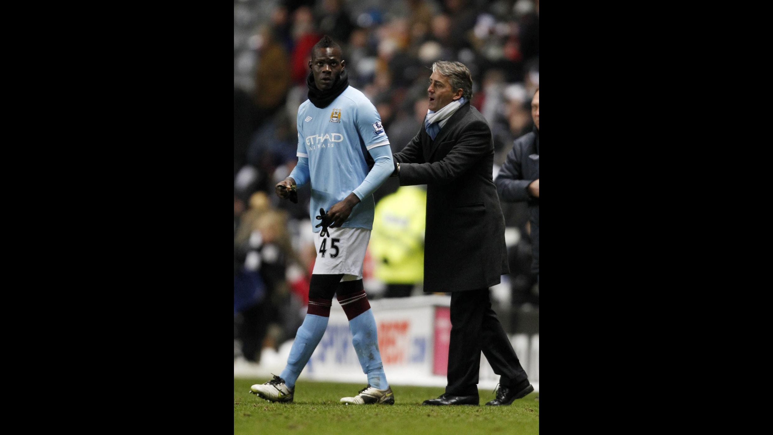 Mancini: Balotelli resta al Manchester City al 100%