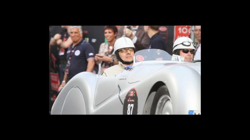 Regno Unito, attore ‘Mr Bean’ ferito dopo schianto con sua McLaren F1
