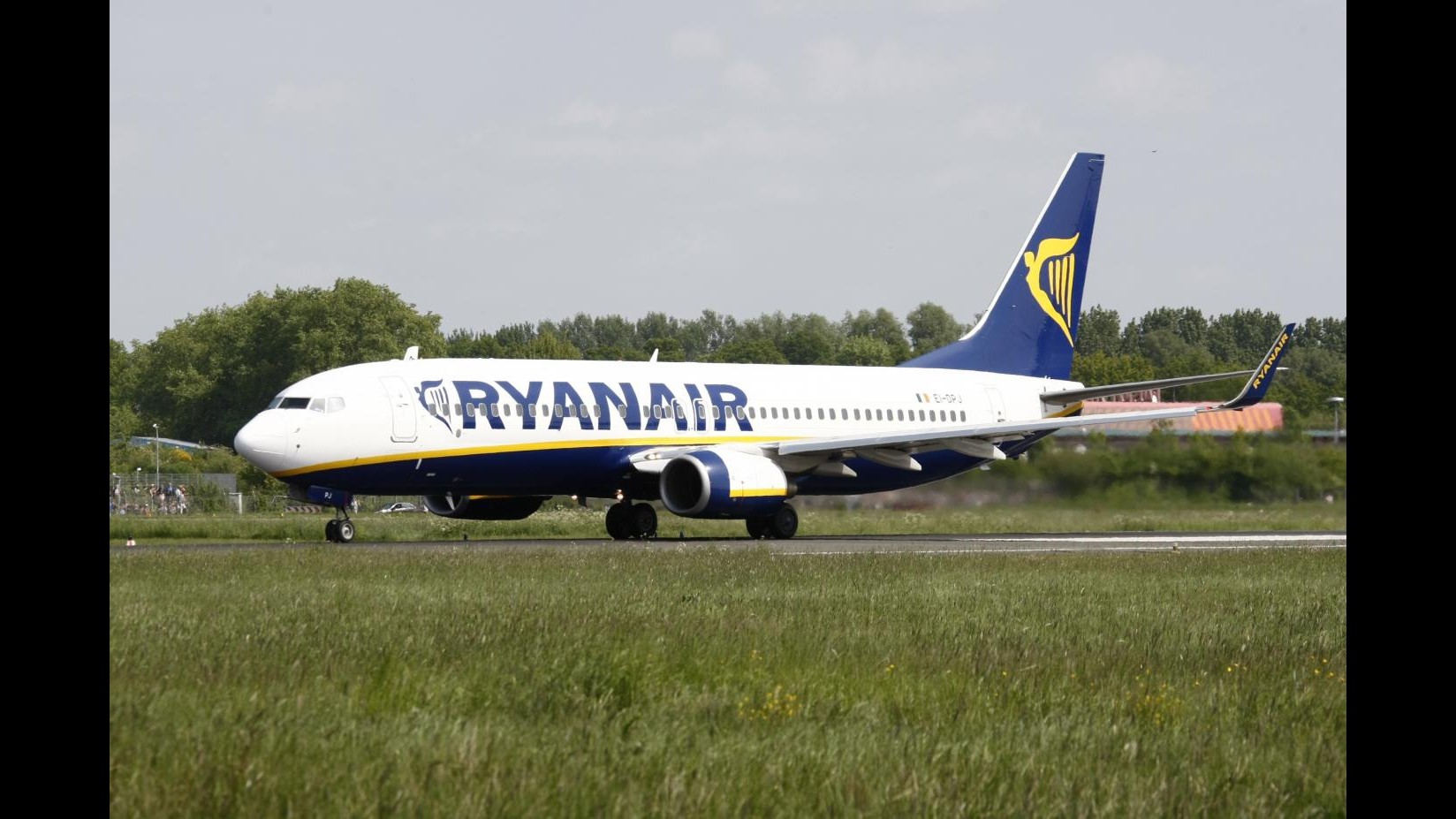 Ciampino, atterraggio d’emergenza per volo Ryanair: nessun ferito