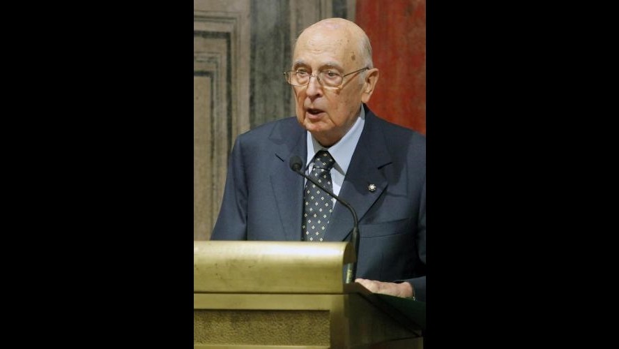 Napolitano: Contro violenza la risposta è rispetto dei diritti umani