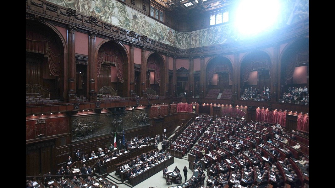 Berlusconi apre alle opposizioni: Lavoriamo per Paese solido
