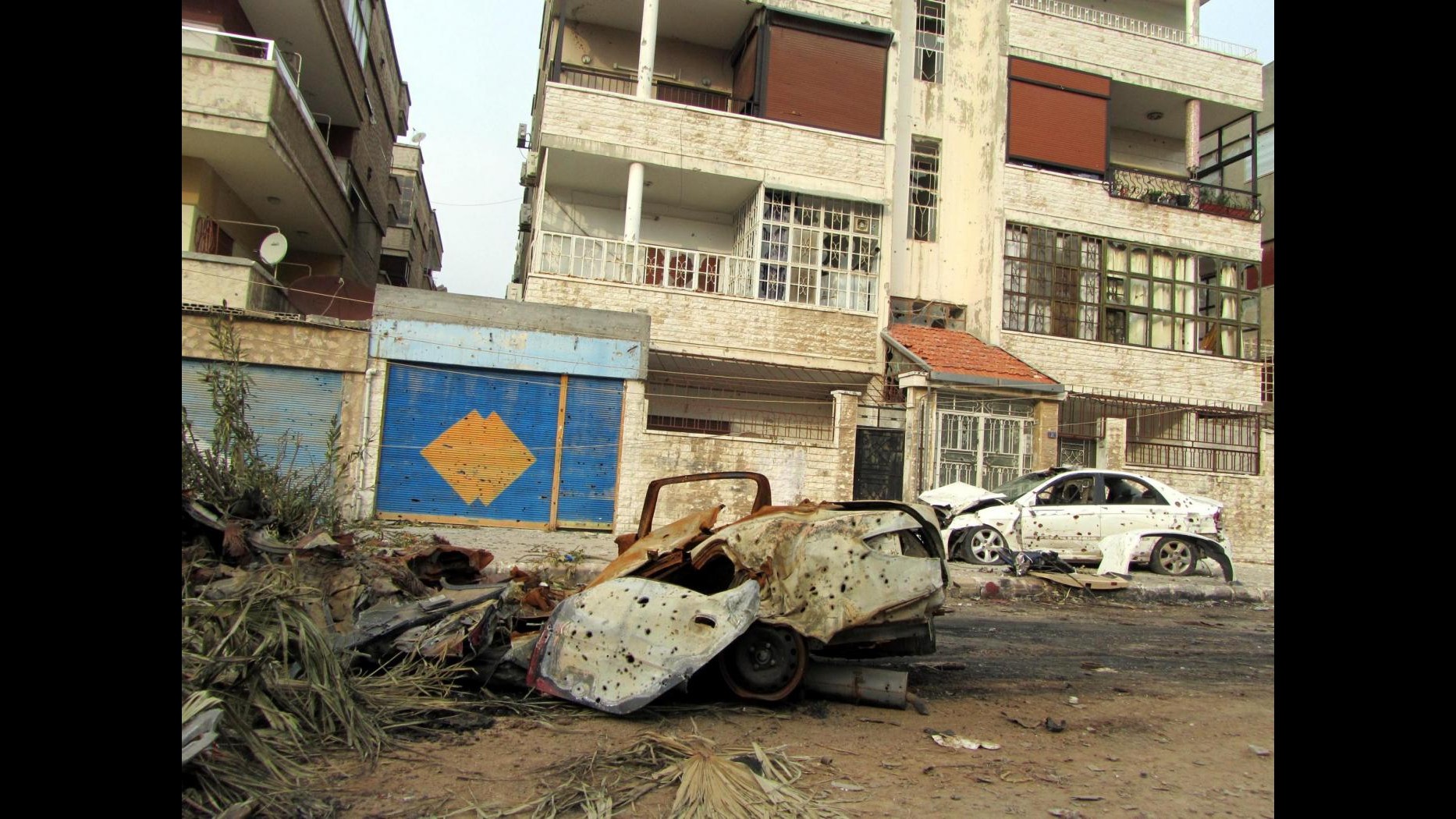 Siria, Farnesina: Sospese attività ambasciata
