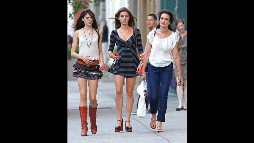 Andie MacDowell e le due figlie, trio di bellezze