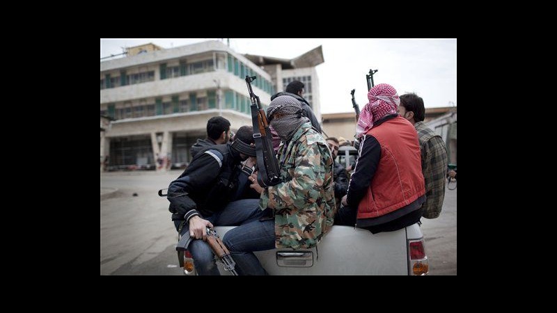 Siria, regime riprende Idlib, Kofi Annan: Oggi risposta a piano pace