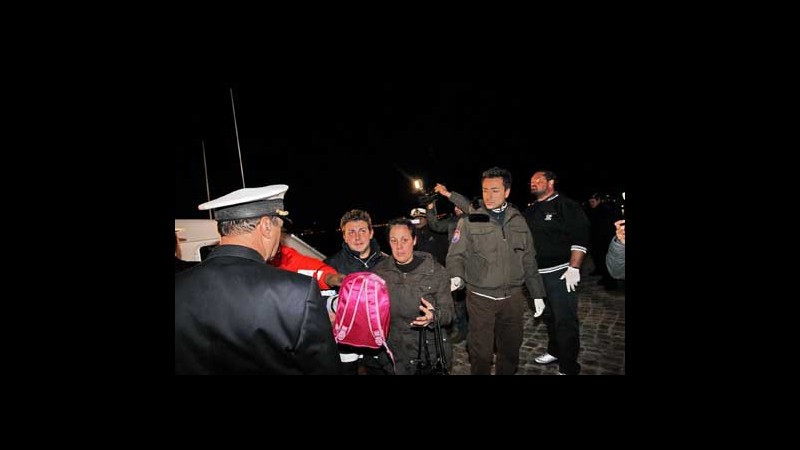 Sbarchi, Save the children: A bordo barcone con morti anche bimbi