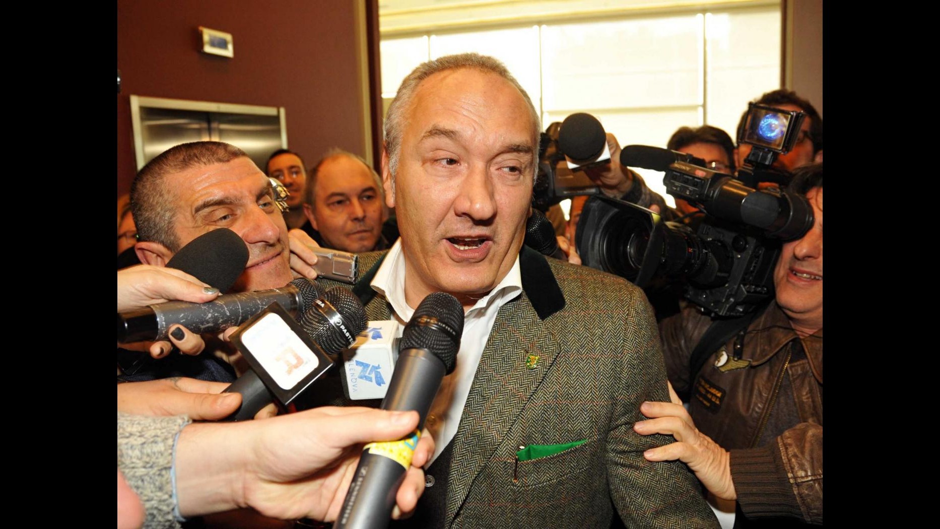 Boni al consiglio regionale lombardo: Non mi dimetto, vado avanti