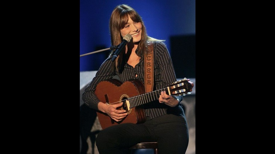 La strana coppia: forse disco insieme per Pete Doherty e Carla Bruni