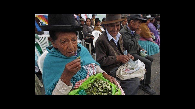 Bolivia, Morales chiede a Onu legalizzazione masticazione foglie coca