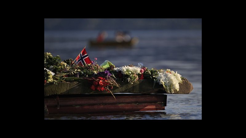 Norvegia, procuratore: Breivik valutò anche altri obiettivi