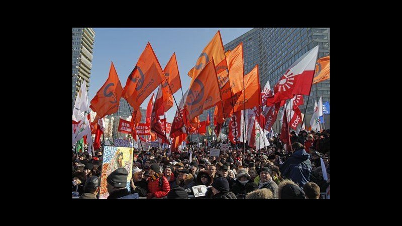 Russia, 20mila in piazza a Mosca contro Putin. Fermato leader protesta