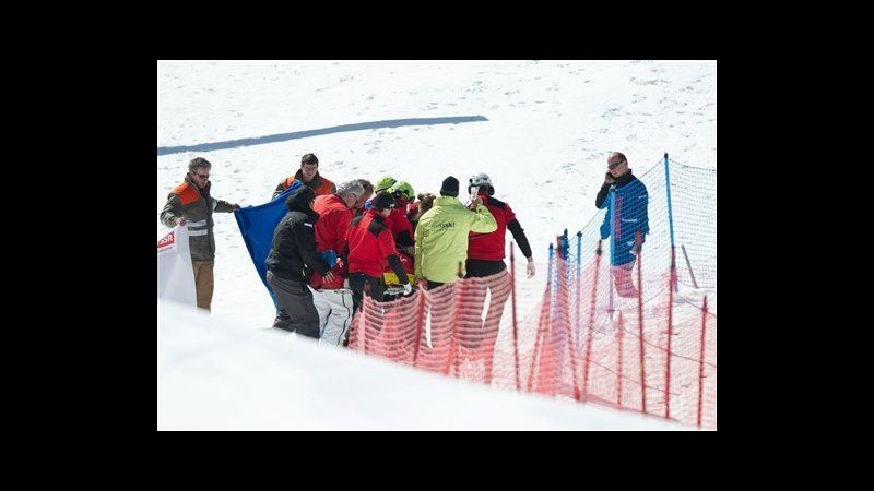 Skicross, dramma in Svizzera. Muore in gara canadese Nick Zoricic