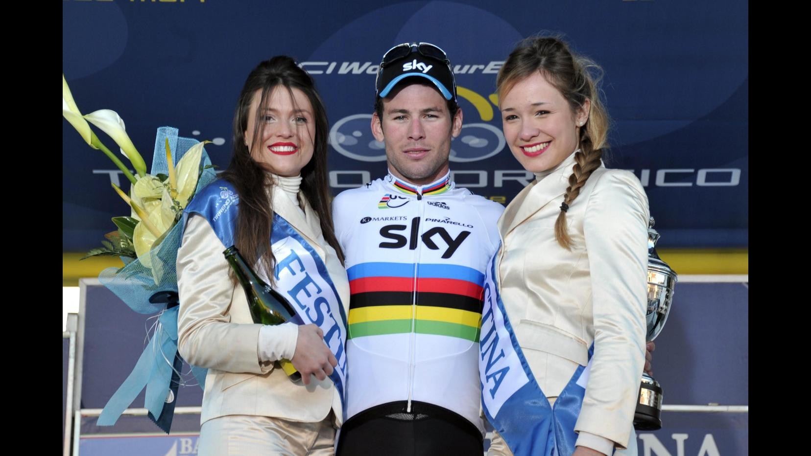 Tirreno-Adriatico, Cavendish irresistibile in volata