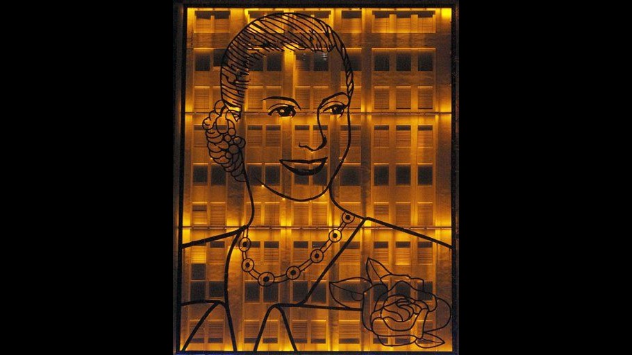 Inaugurato a Buenos Aires maxi ritratto di Evita Peron