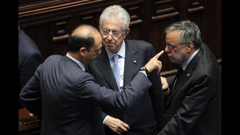 Pdl contro Riccardi: Subito sfiducia