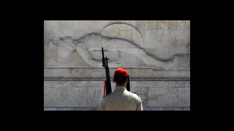 Grecia, ultime ore per firma bond swap: Atene svelerà esito domani