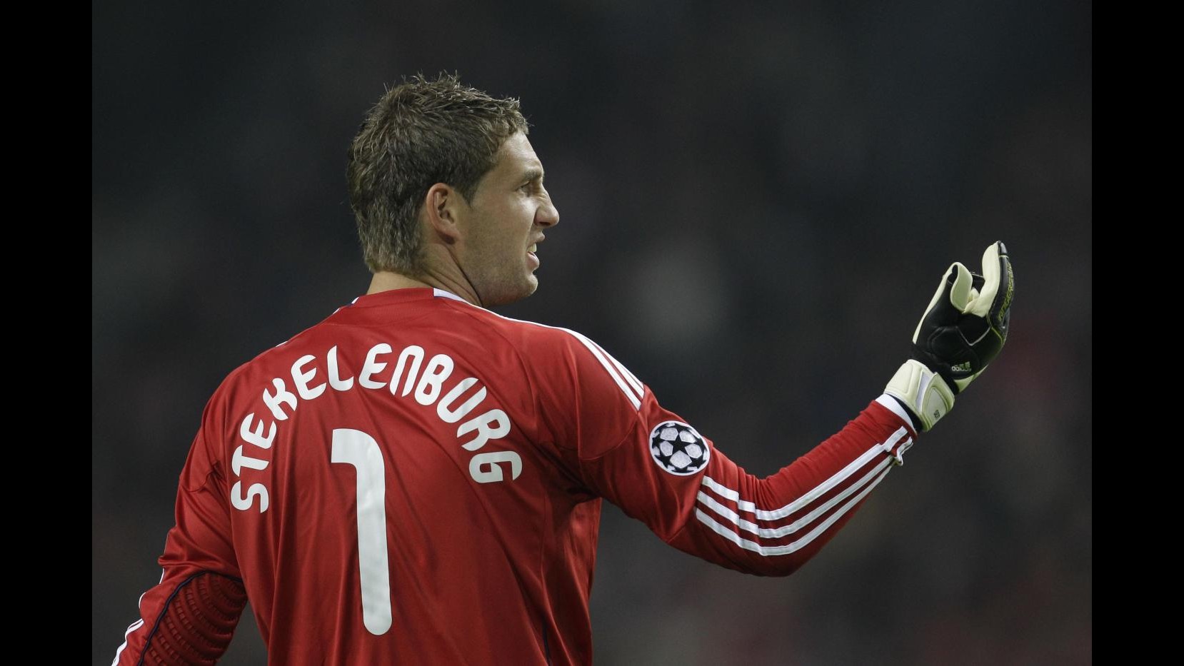 Stekelenburg sarà portiere Roma, la Juve pensa a Diego Lugano