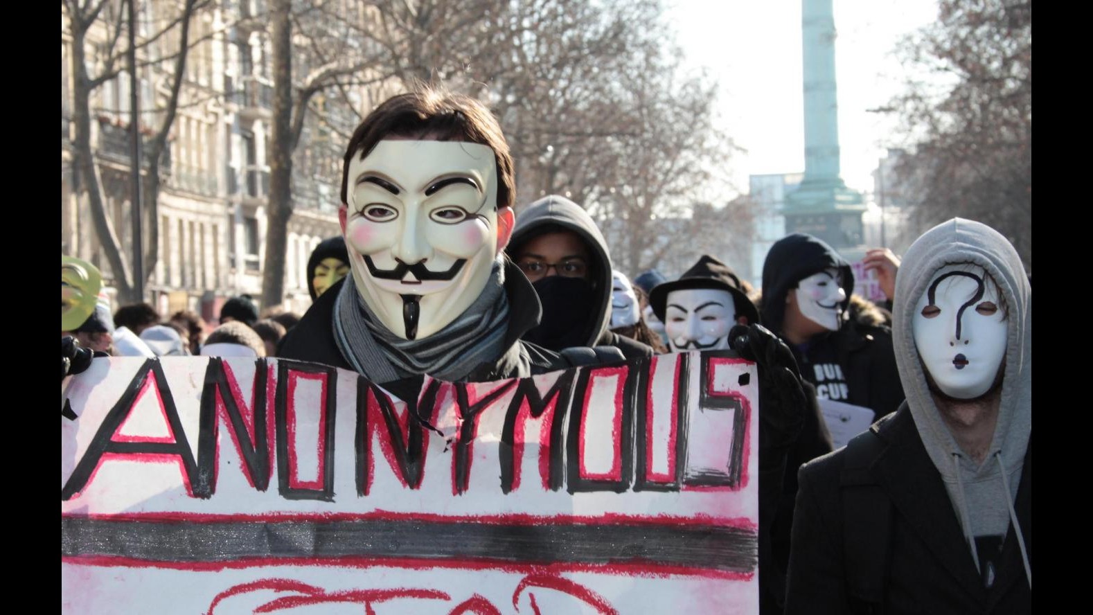 Anonymous: Abbiamo attaccato sito Vaticano, contro Chiesa corrotta