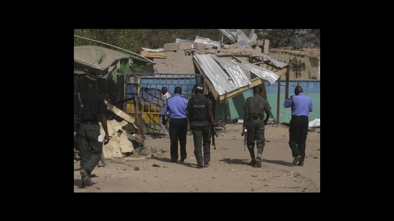 Nigeria, attacchi Boko Haram a chiesa e sede polizia stanotte: 2 morti