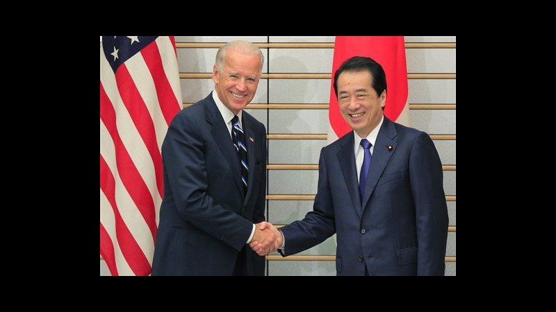 Biden incontra Naoto Kan a Tokyo per ribadire sostegno Usa a ripresa