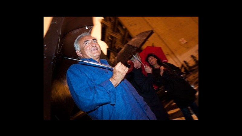 Procura potrebbe chiudere caso Strauss-Kahn, accusatrice inaffidabile
