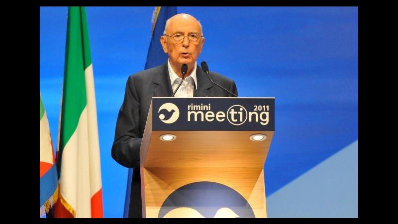 Napolitano: Scontri intollerabili, serve svolta per crescere