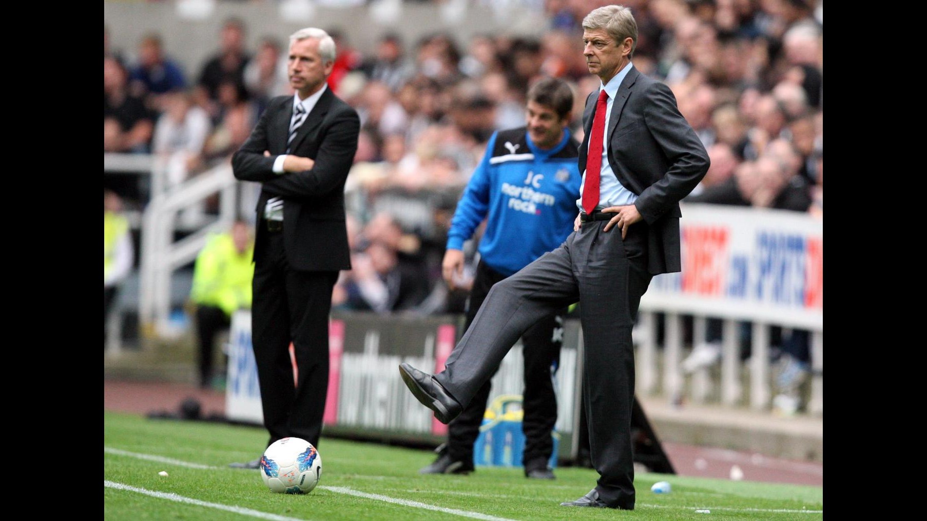 Chelsea vince a fatica, Arsenal ko in casa con Liverpool