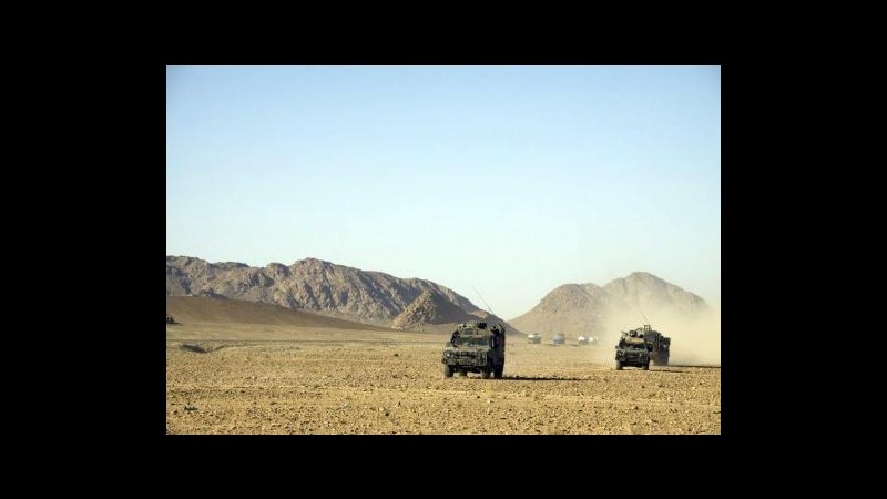 Afghanistan, blindato colpito da razzo Rpg: feriti due italiani