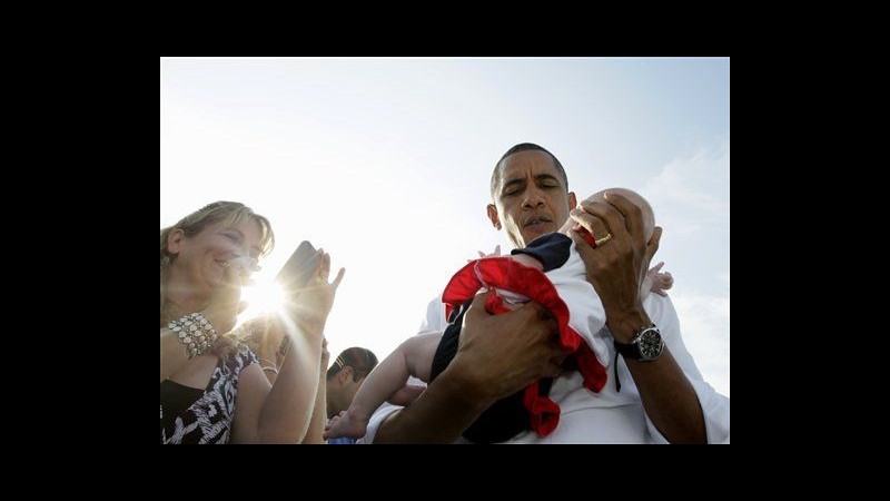 Usa,Obama arrivato su isola Martha’s Vineyard per 10 giorni di vacanza