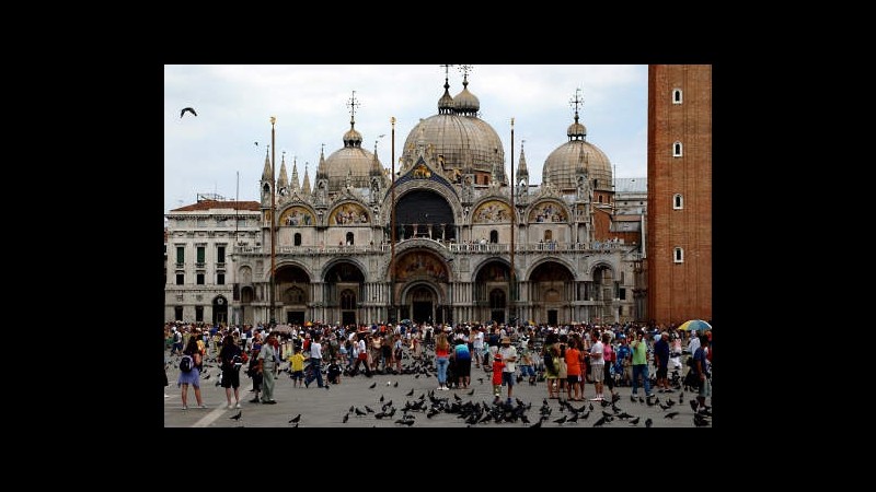 Turismo, Confesercenti: Taglio ponti nella manovra ci costerà 6 mld