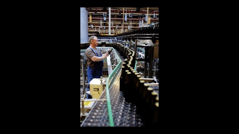 Carlsberg, utile operativo -5% nel II trim. per calo vendite Russia