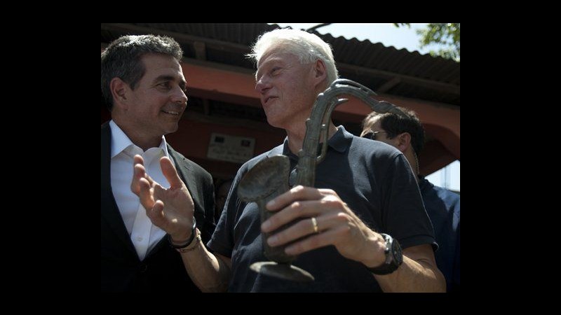 Haiti, Bill Clinton lancia programma prestiti a piccole aziende
