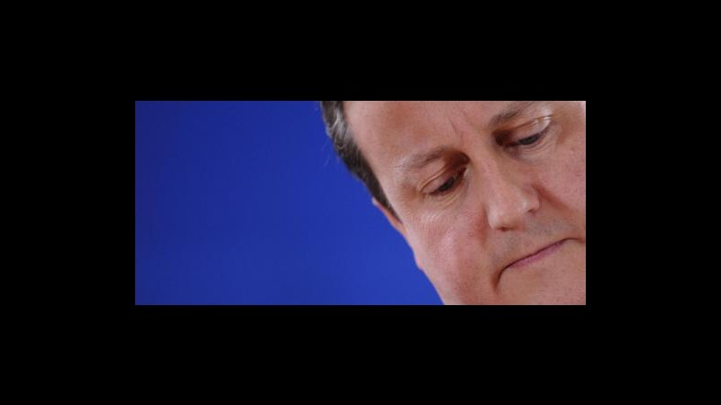Regno Unito, dopo scandalo Cameron pubblica nomi partecipanti a cene