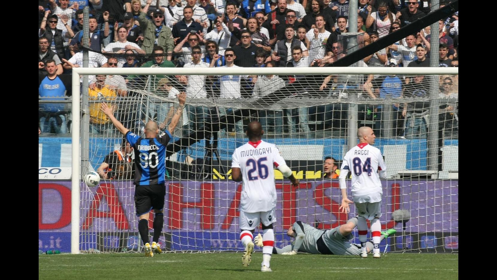 Serie A, Atalanta stende Bologna 2-0 con Gabbiadini e Tiribocchi