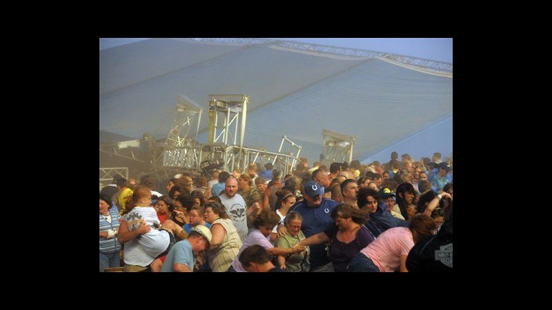 Usa, crolla palco a concerto: 5 morti