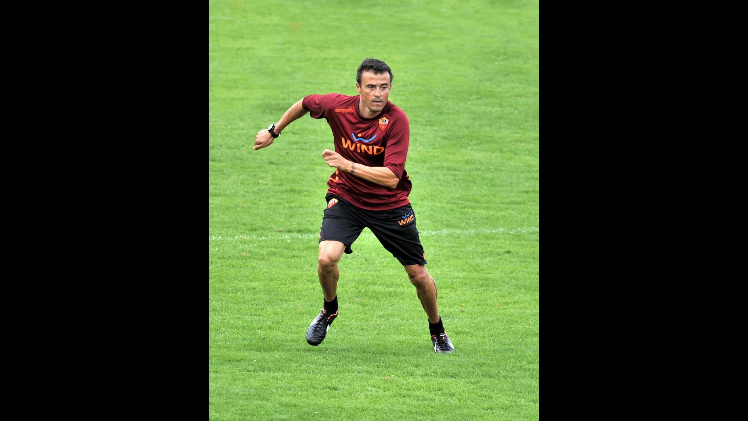 La Roma di Luis Enrique travolta 3-0 a Valencia