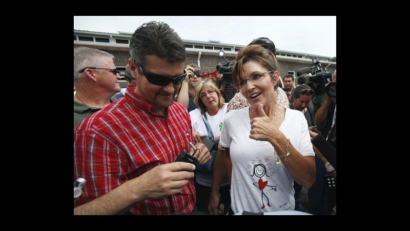 Usa 2012, Palin non smentisce candidatura: Non pesterò piedi a nessuno