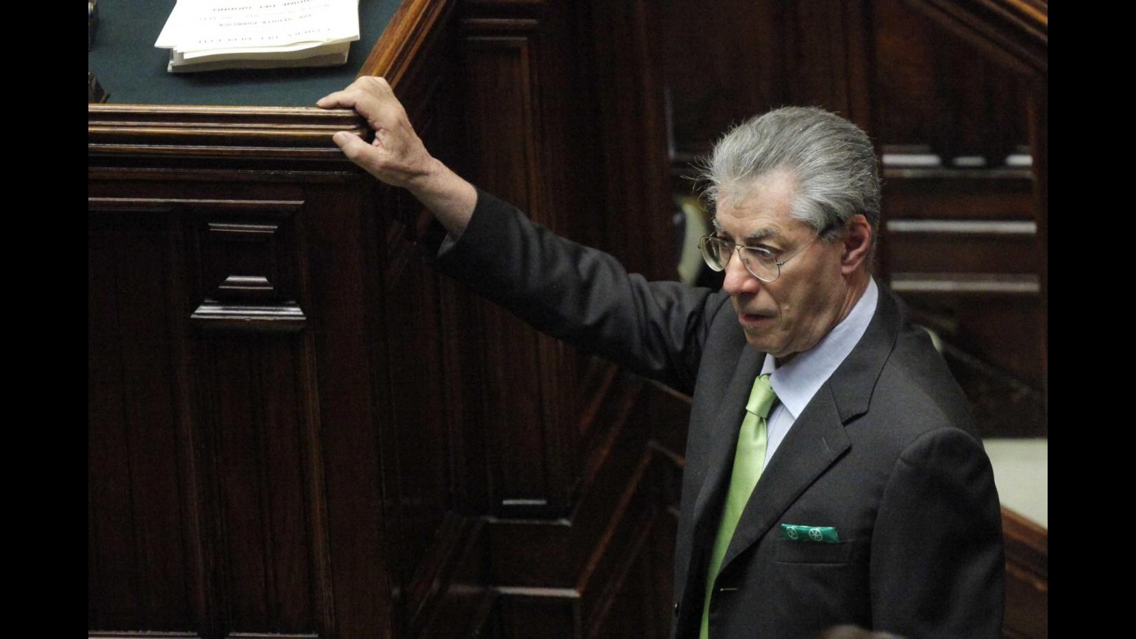Lavoro, Bossi e Vendola: E’ controriforma