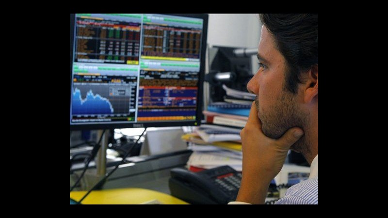 Borsa, regolatore Francia avverte: Sanzioni per chi specula su banche