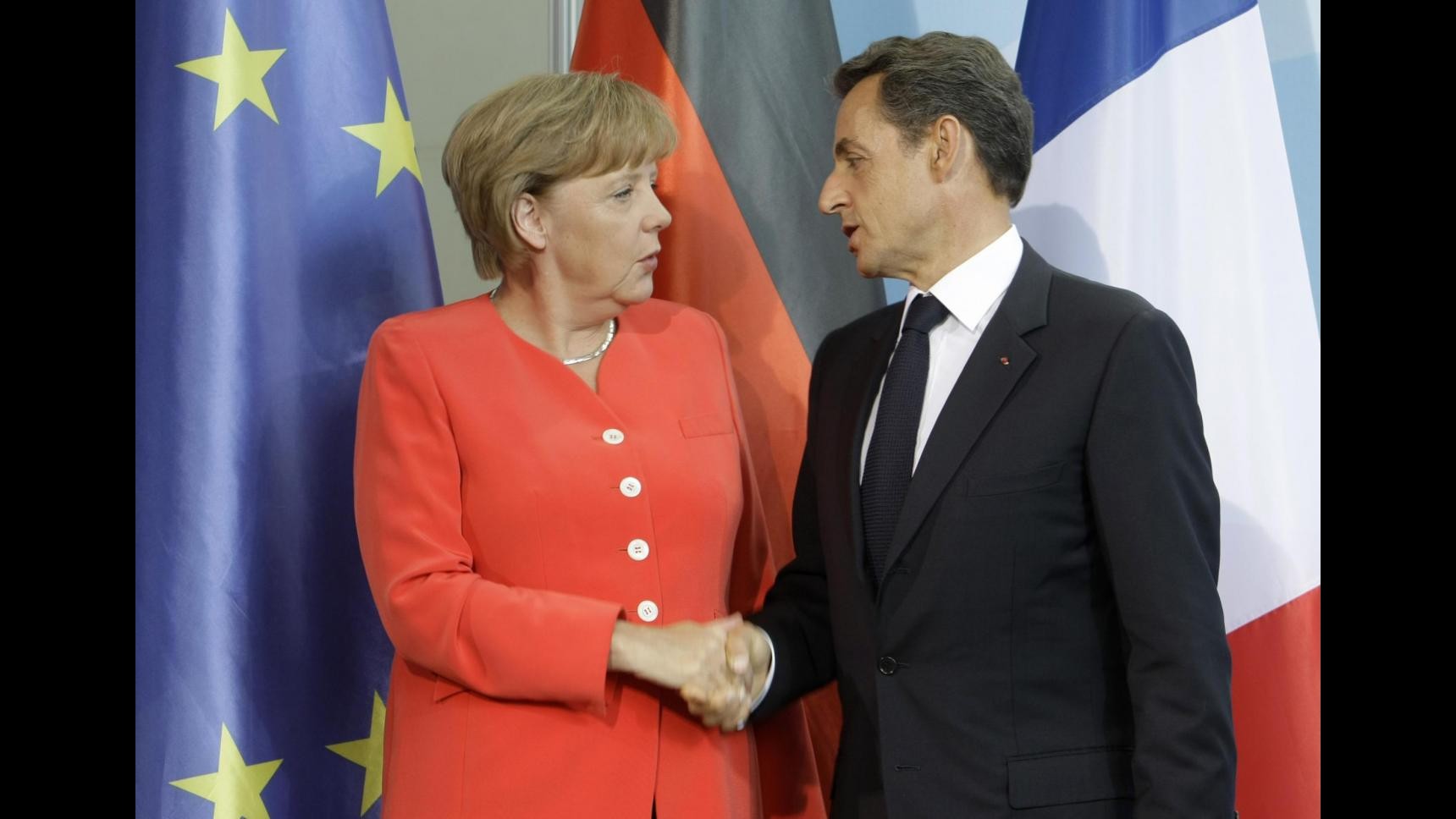 Sarkozy incontra Merkel il 16 agosto per discutere della crisi