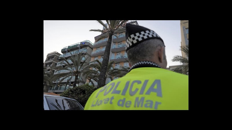 Spagna, arrestati 20 turisti europei per rissa davanti a discoteca