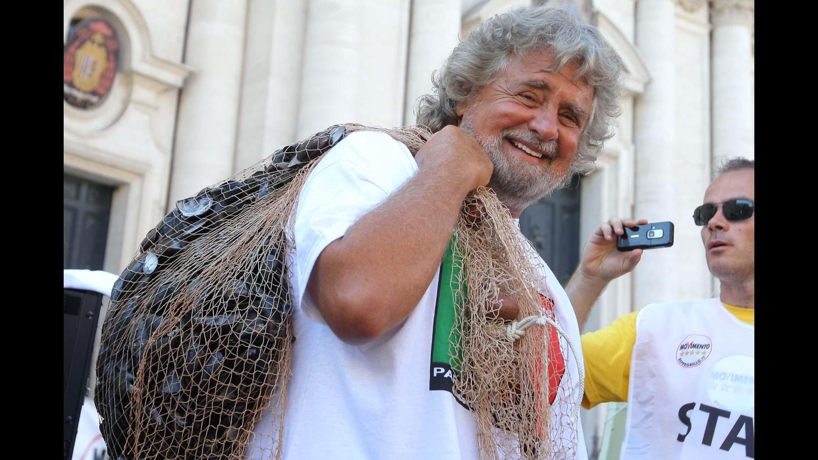 Fininvest: Beppe Grillo condannato per diffamazione