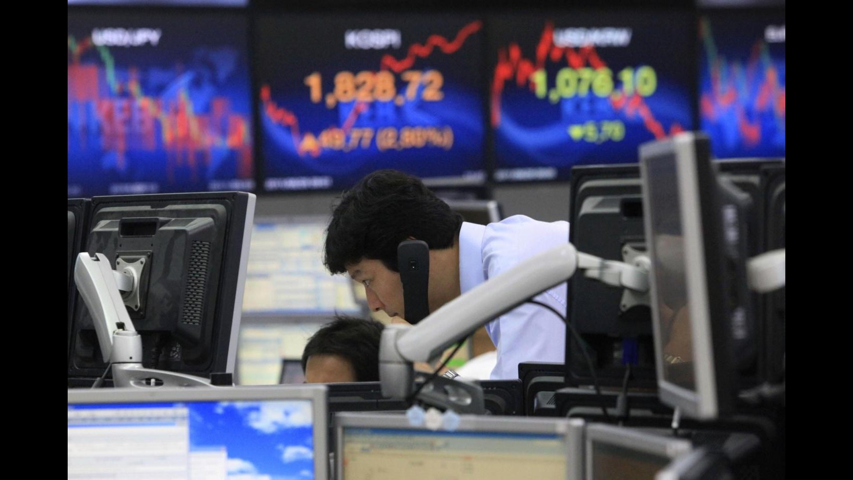 Borsa, chiusura negativa per Tokyo a -1,86%